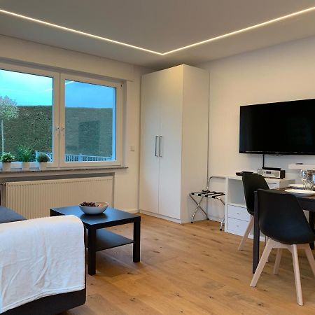 Appartement Koln In Bornheim-Sechtem, Nahe Phantasialand, Bruhl, Koln, Bonn, Db-Anschluss, Messe-Koln, Business-Komfort Bornheim  Zewnętrze zdjęcie